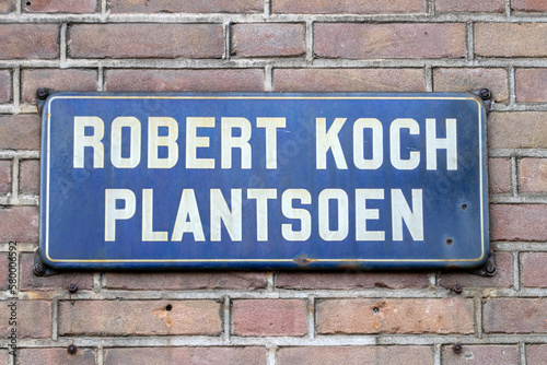 Street Sign Robert Koch Plantsoen At Amsterdam The Netherlands 6-3-2023