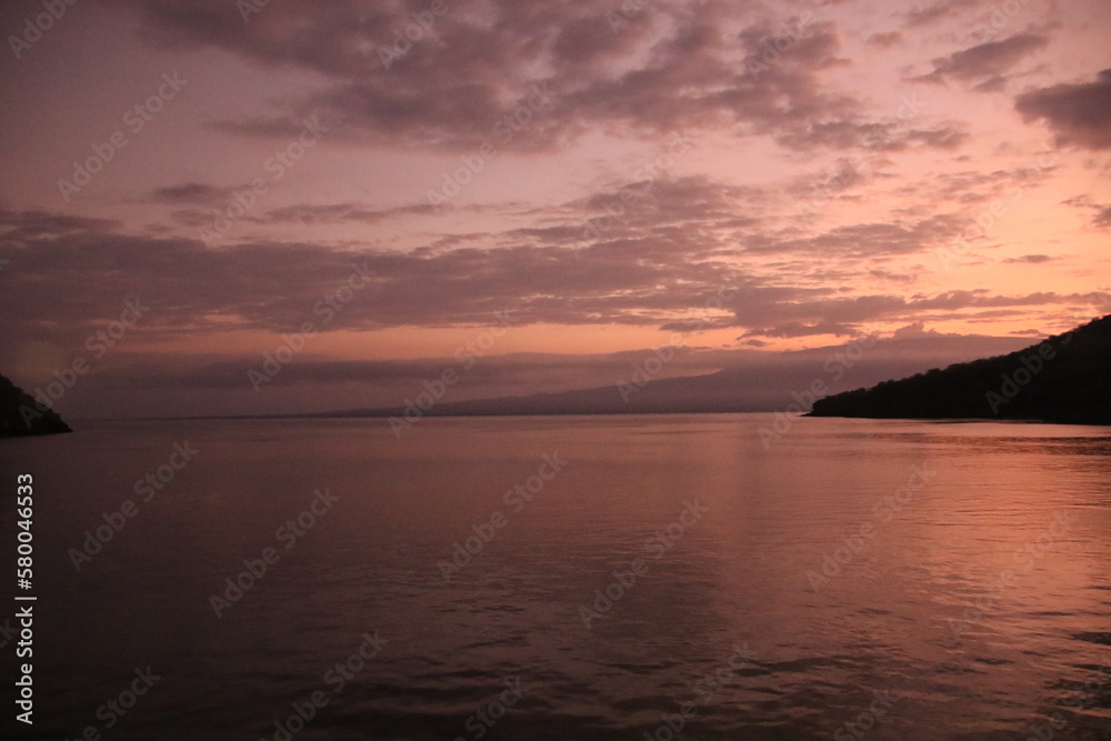 Sonnenuntergangn auf Galapagosisland 