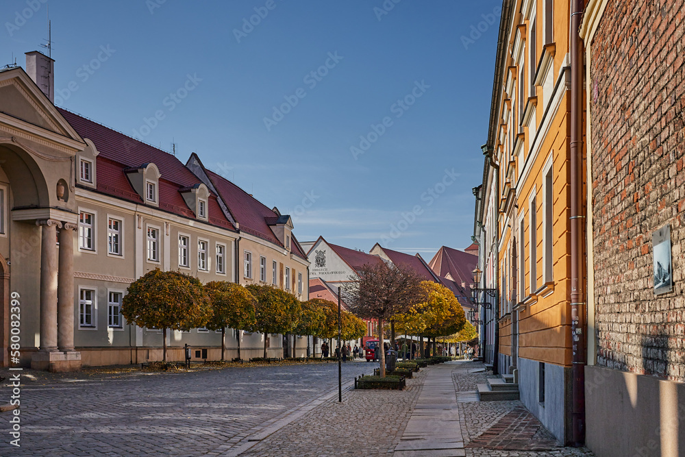Obraz premium The road near the Cathedral of St. John the Baptist in Wroclaw, the central part. Cityscape of Wroclaw Poland. Tumsky Island.