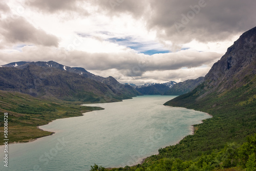 Fototapeta Naklejka Na Ścianę i Meble -  Beautiful view of the Gjende glacial lake in Jotunheimen National Park,  Norway