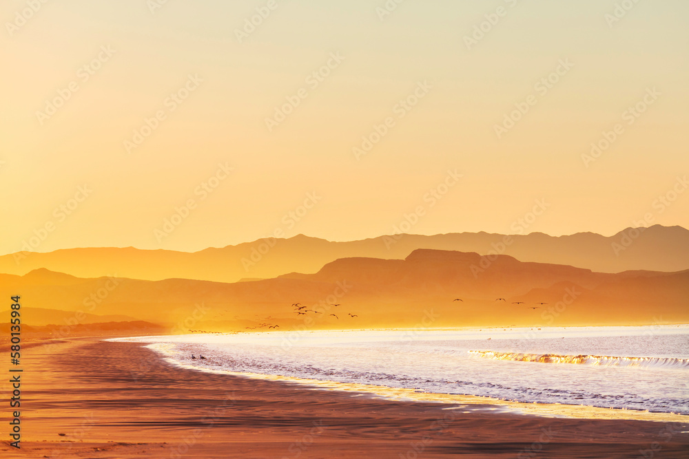 Fototapeta premium Sea sunset