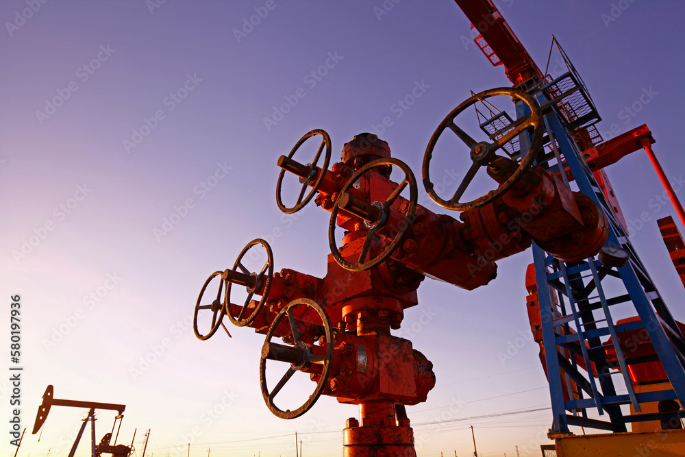 Pipes and valves Pipes and valves