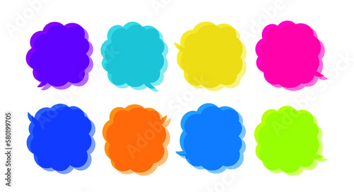 カラフルなレイヤーのある雲形フキダシセット