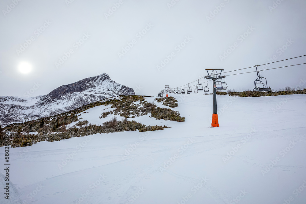 Skilift nahe der Alpspitze im Wettersteingebirge Skilift nahe der Alpspitze im Wettersteingebirge