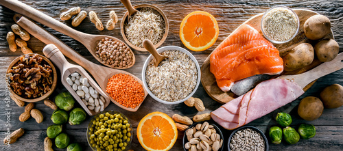 Composition with food products rich in thiamine or vitamin B1