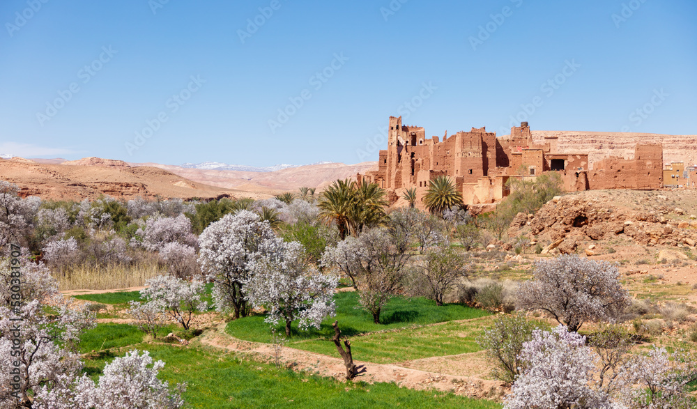 Fototapeta premium Amazing view of Kasbah Ait Ben Haddou , Tamedakhte near Ouarzazate- Morocco
