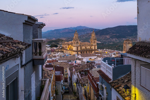 Tableau sur toile Cityscape of the Andalusian city of Jaen at dusk, with the cathedral to be recognized among the rooftops