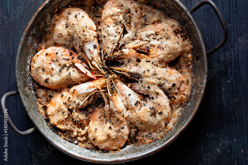 Obraz na płótnie salt baked prawns shrimps w salonie