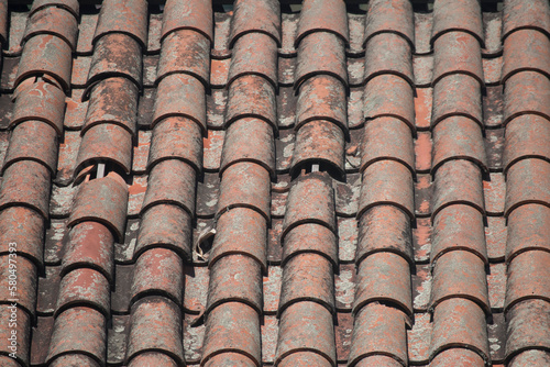 techo de tejas coloniales © TC2412