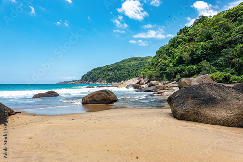 Praia de Parnaioca, Parnaioca Beach at Ilha Grande, Agnra dos Reis, Brazil © rudiernst