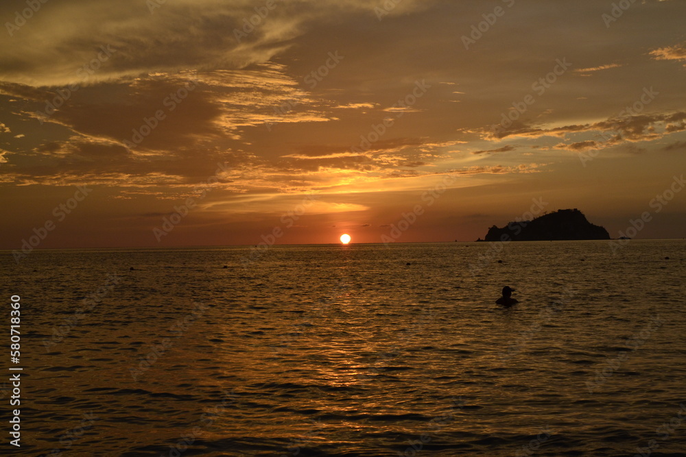 atardecer colombiano atardecer colombiano