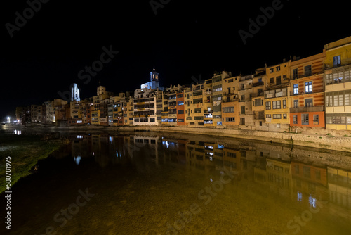 Girona © jordirenart