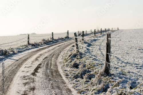 Winterlandschaft mit Raureif