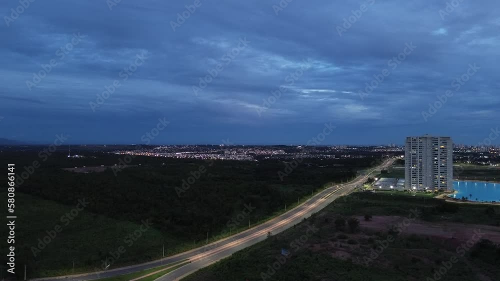 traffic in the city