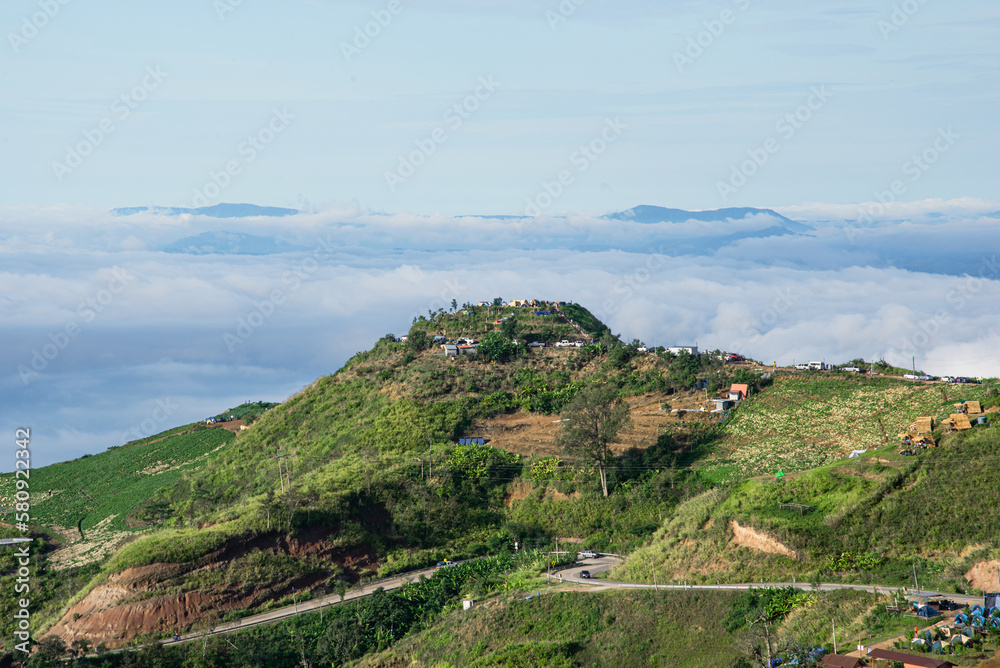 Obraz premium mornig landscape of phu Thap Buek, Phetchabun, Thailand