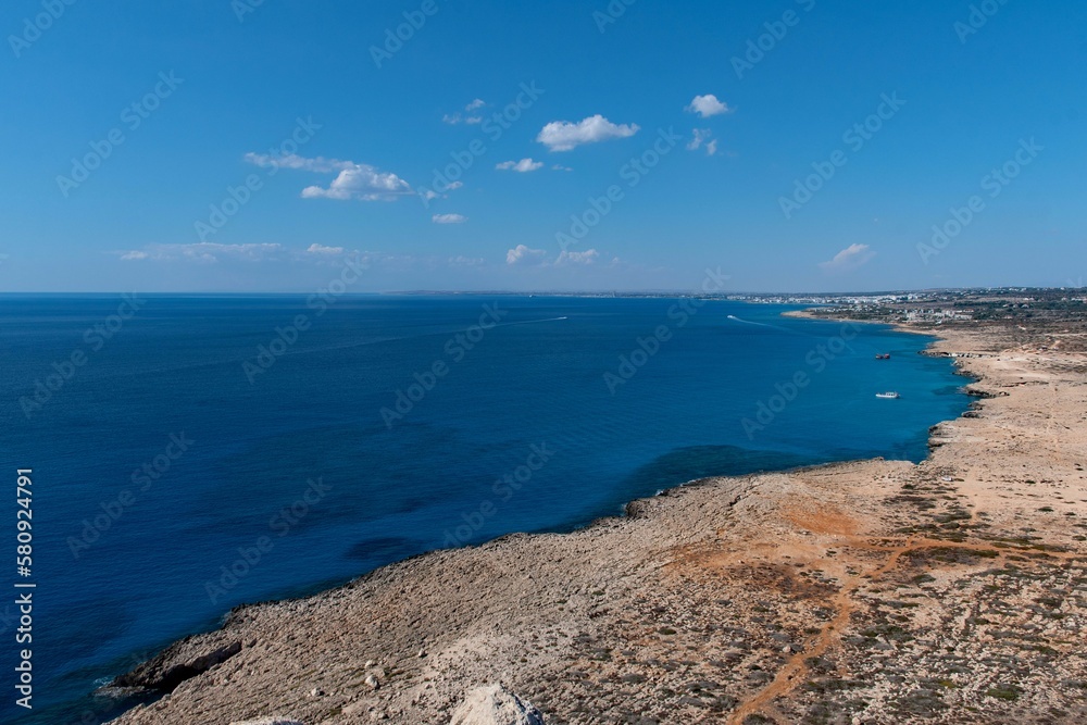 Die Küste Zyperns bei Ayia Napa