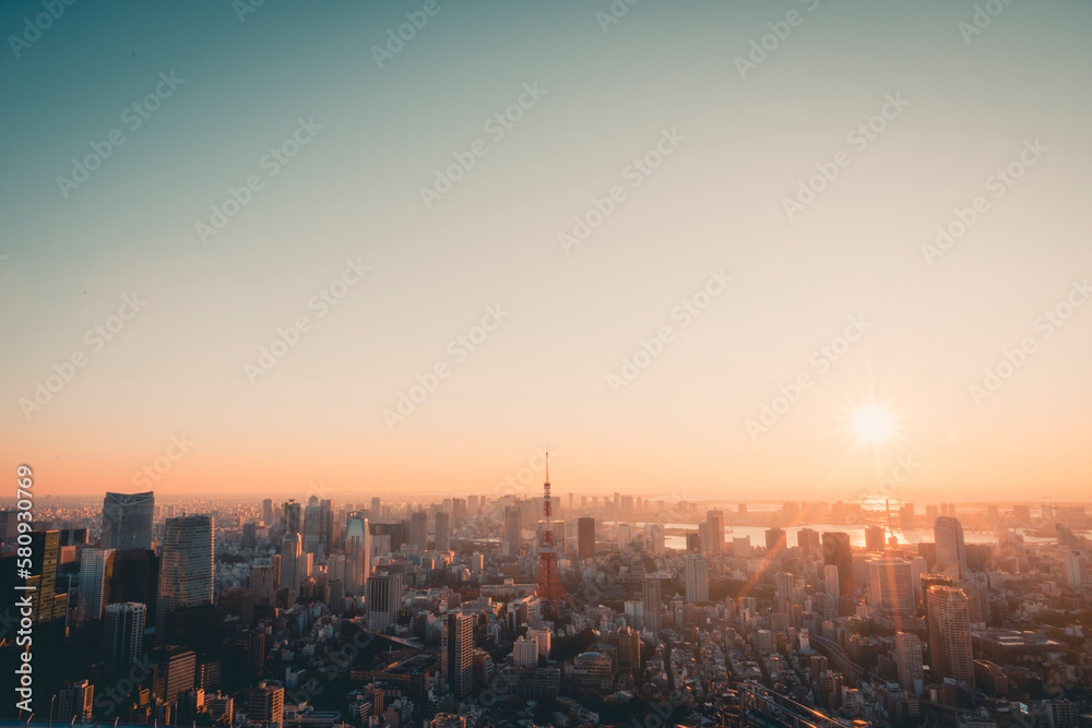 東京都心の日の出