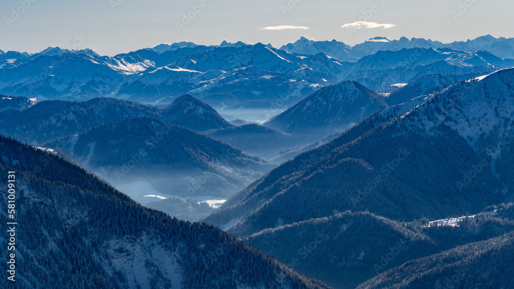 Ein Blick in die Alpen (Österreich)