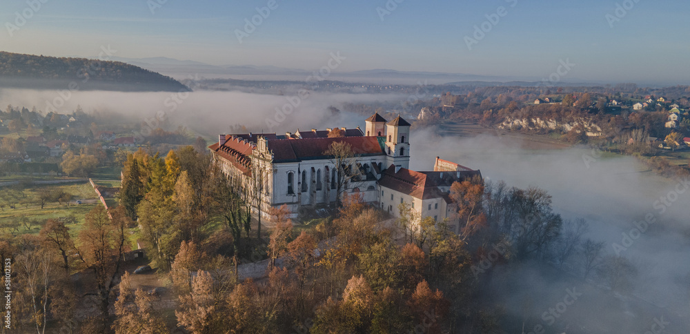 Klasztor Benedyktynów w Tyńcu koło Krakowa - obrazy, fototapety, plakaty 