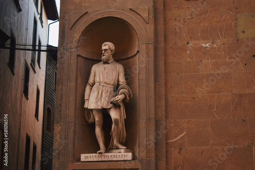 Monumental statue of Benvenuto Cellini, Florence photo