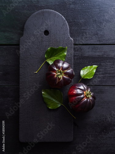 Black tomato