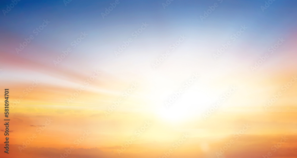 Fototapeta premium Panorama of dramatic sunset sky with a sunbeams 