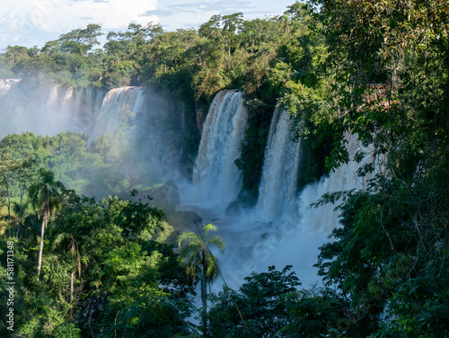 Fototapeta Naklejka Na Ścianę i Meble -  Chutes d'Iguazú