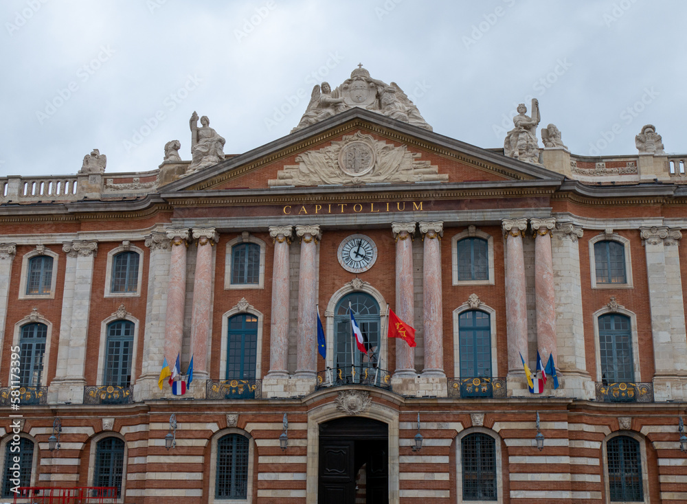 Façade principale du Capitole de Toulouse