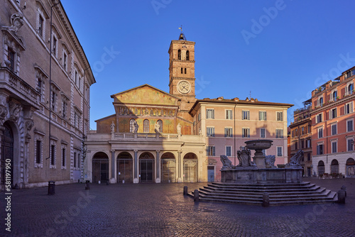 Canvastavla Basilica di Santa Maria in Trastevere, romanesque styled church in Trastevere, R