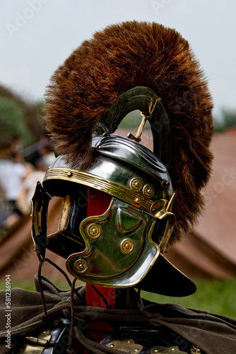 Foto Helmet of an ancient Roman legionary centurion