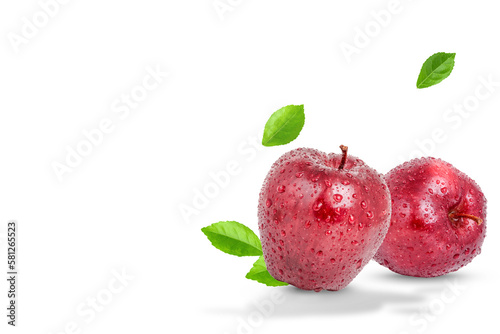 Red apple with drops isolated Premium PSD