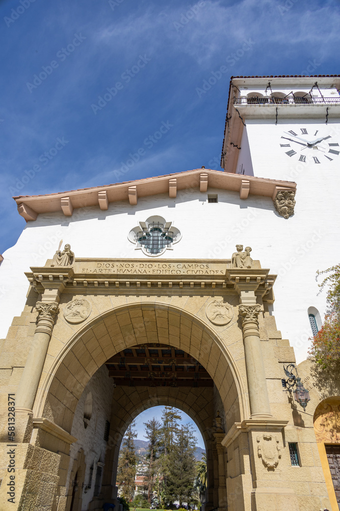Fototapeta premium Views from the Santa Barbara courthouse