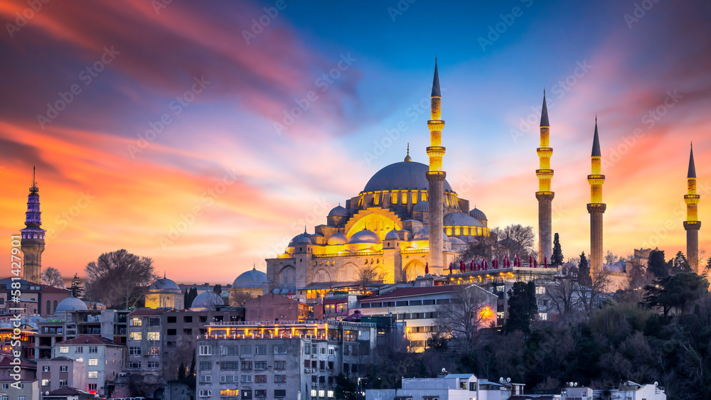 Suleymaniye Mosque Ottoman imperial mosque at sunset, Historical Suleymaniye Mosque  Istanbul most popular tourism destination of Turkey, Golden Horn, Istanbul, Turkiey, - obrazy, fototapety, plakaty 