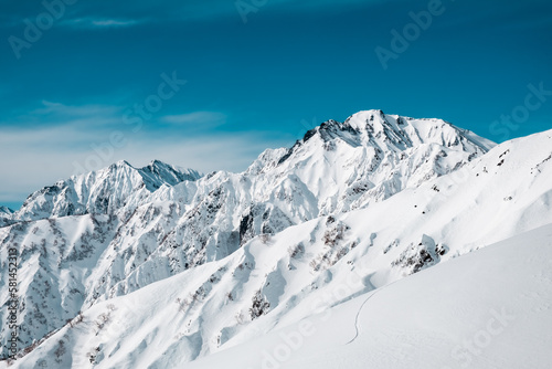 冬山登山の風景 © Casey