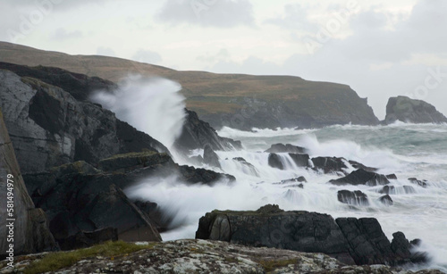 Waves bashing rocks © Andrew Mackin 