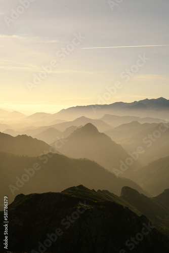 Photography sunset in the mountains