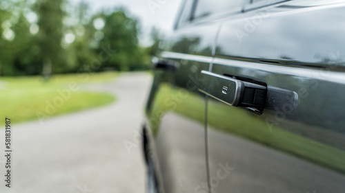 Range Rover Velar Door