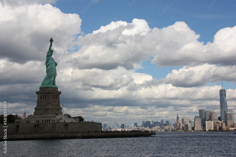 Statue de la Liberté et Manhattan à New York. USA