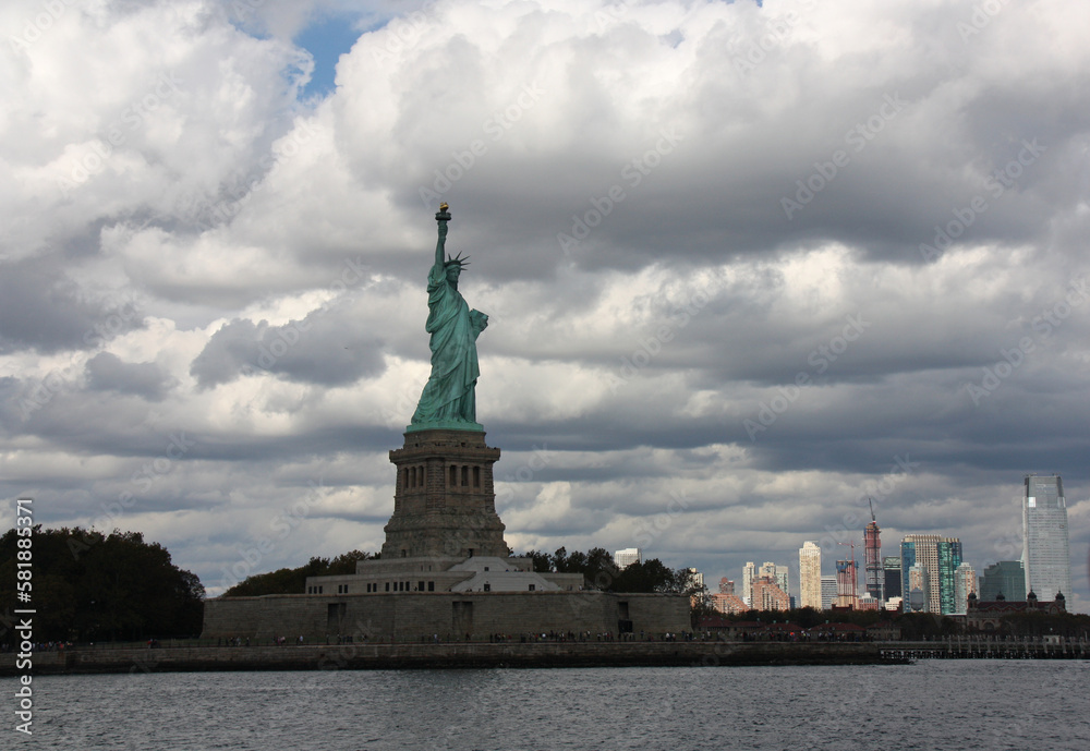 Statue de la Liberté et Manhattan à New York. USA