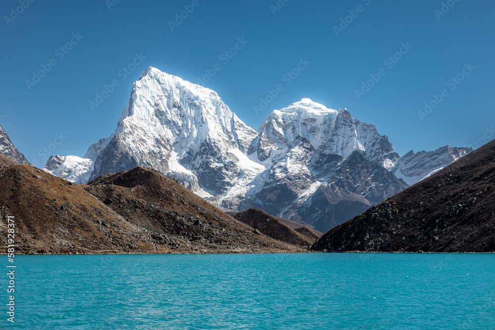 Cholatse (6440m) and Taboche (6495m): surreal view from Gokyo lake during our acclimatization day after crossing Renjo-La pass