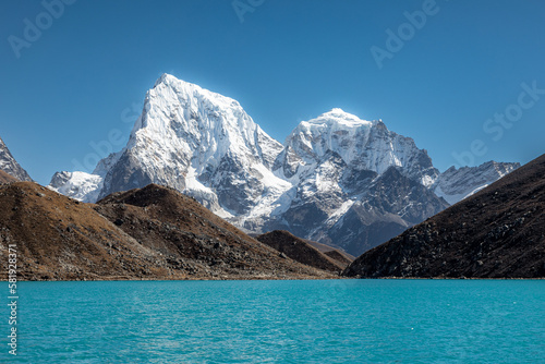 Cholatse (6440m) and Taboche (6495m): surreal view from Gokyo lake during our acclimatization day after crossing Renjo-La pass