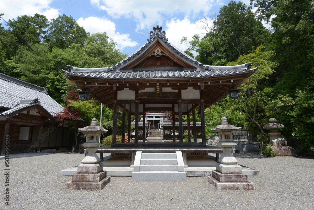 滋賀県甲賀市・八幡神社　拝殿　滋賀県甲賀市水口町名坂