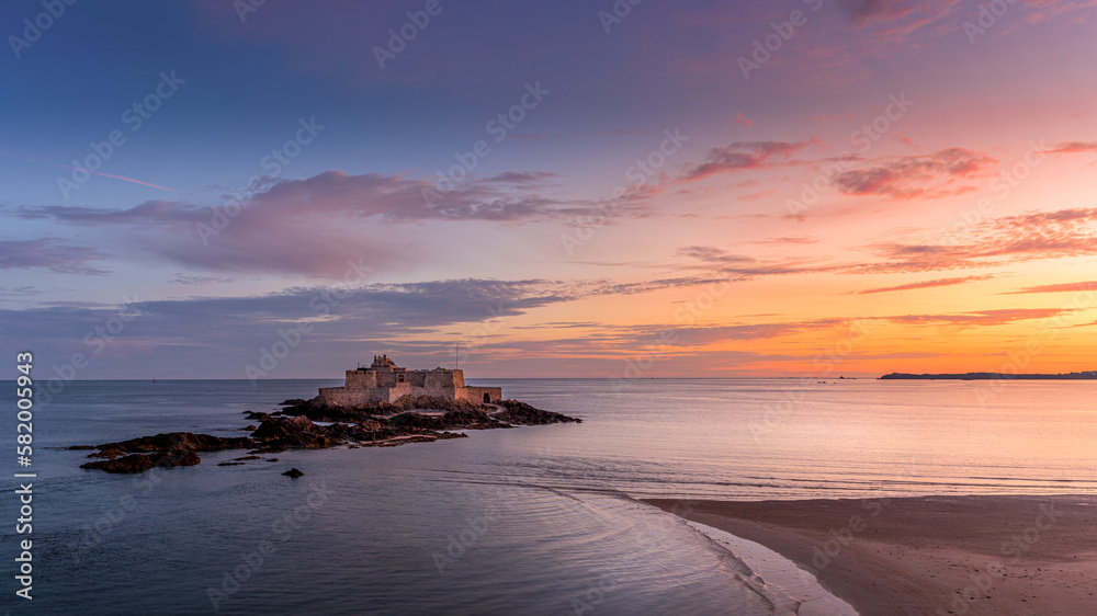 Obraz premium sunset on the beach