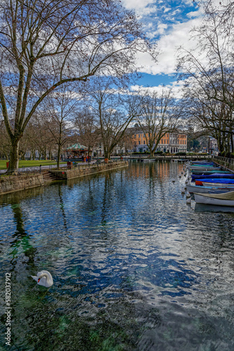 Canal à Annecy, ville surnommée la Venice des Alpes