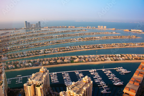 Canvas Print Palm Jumeirah island in Dubai on sunset, modern architecture, beaches and villas