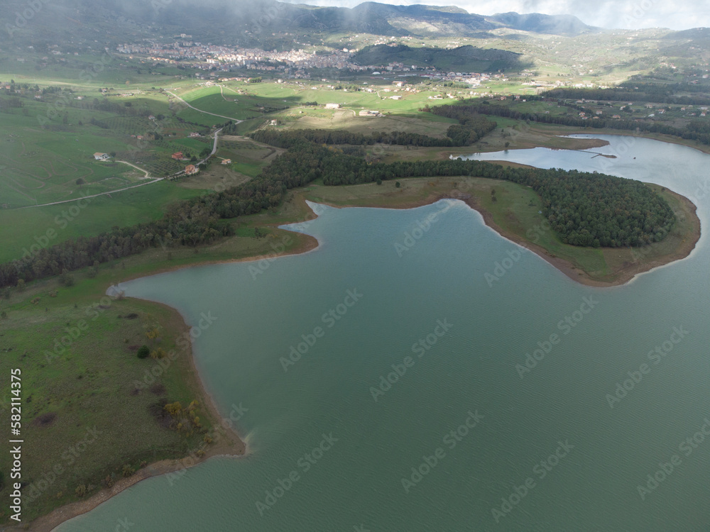 fotografia aerea lago piana degli albanesi