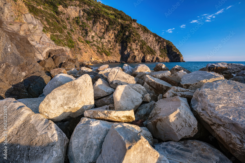 Cinque Terre coast with cliffs and rocks in Italy Cinque Terre coast with cliffs and rocks in Italy