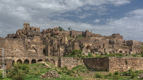 Photo Ruins of Golconda Fort in Hyderabad Telangana, India.