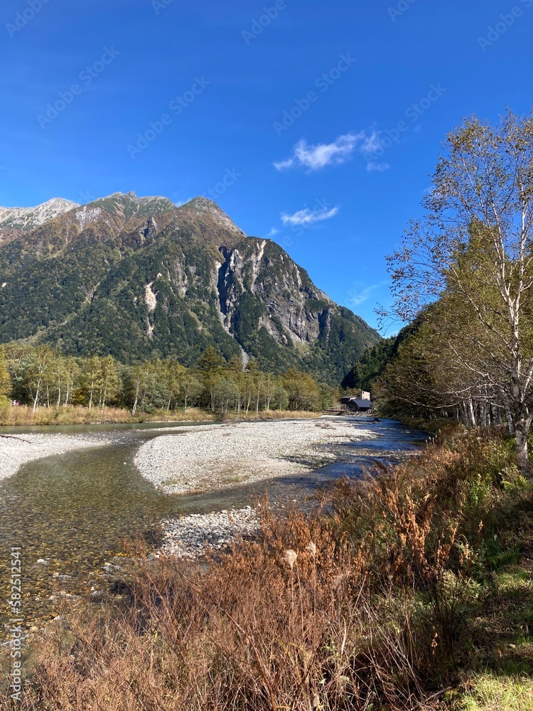 山と清流 山と清流