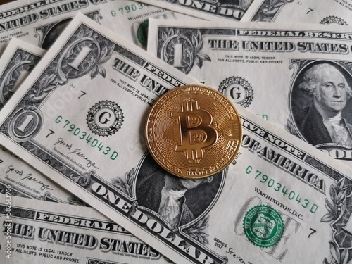 Obraz na płótnie Bitcoin dollar